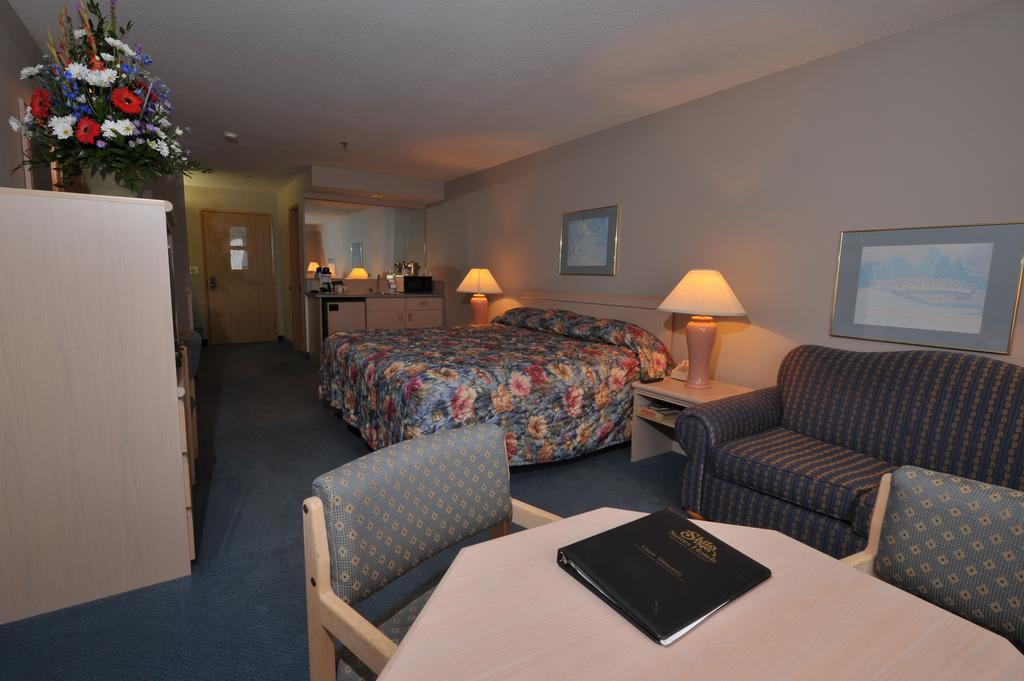 Shilo Inn Suites Hotel - Nampa Suites Exterior foto