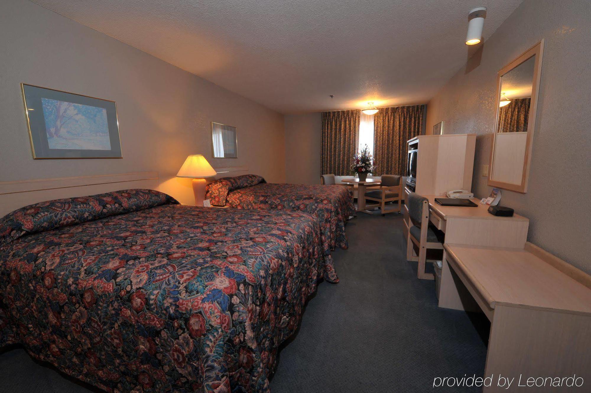 Shilo Inn Suites Hotel - Nampa Suites Quarto foto